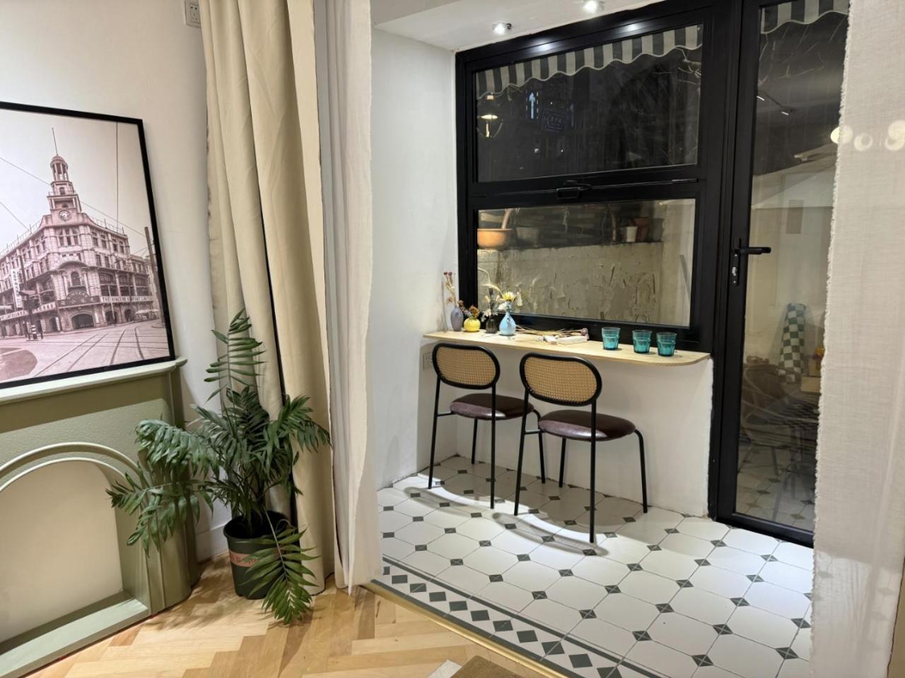 Appartement Near Nanjing Road/ Jing'an Temple/ Renmin Plaza Shanghai